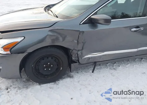 2015 Nissan Altima 2.5 S из США, поврежденный, VIN 1N4AL3AP9FN316670